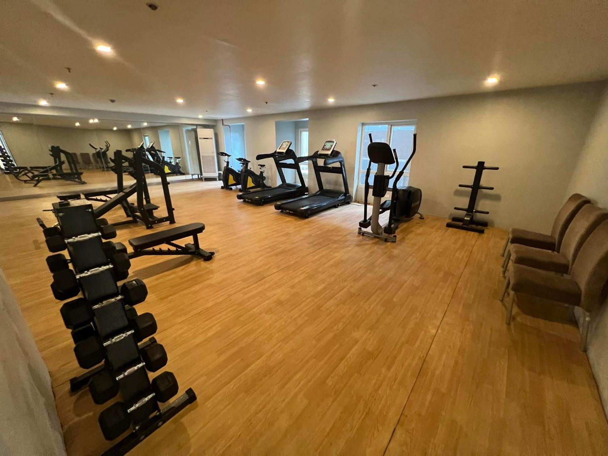 Chic City Nook At Victoria Sports Manila Esterno foto